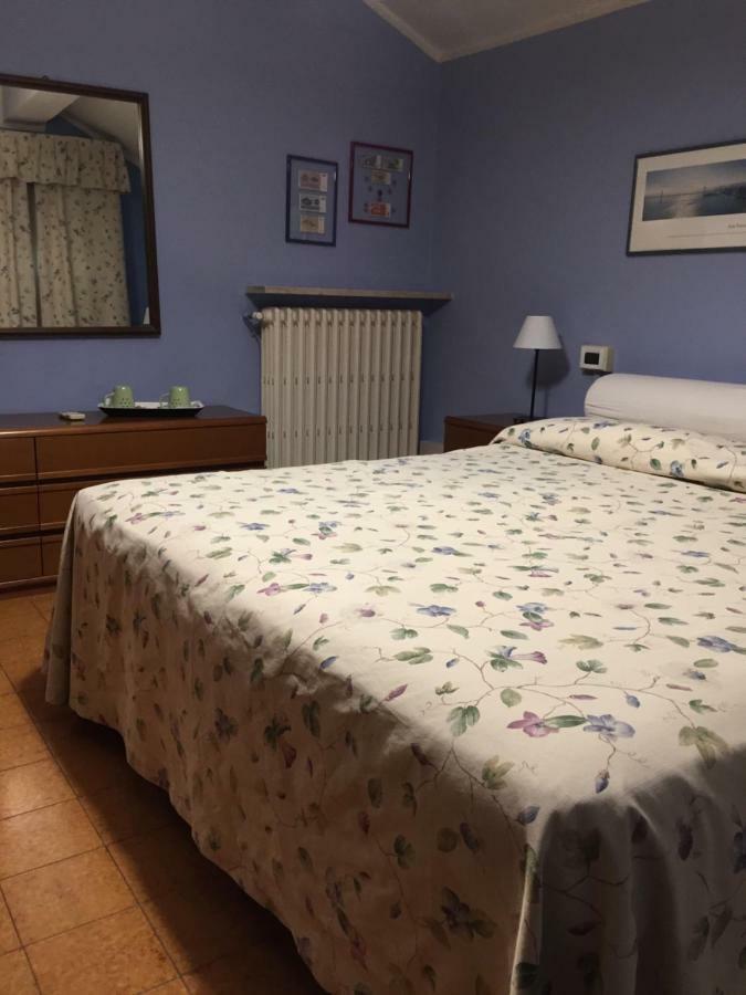 Corte Posta B&B - Parcheggio E Bagno In Camera Мантуя Экстерьер фото
