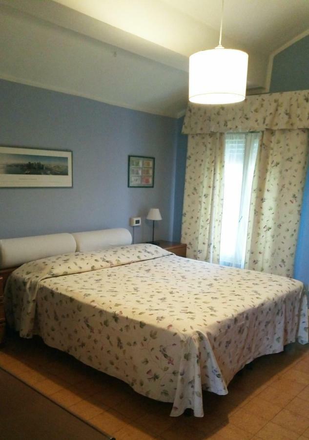 Corte Posta B&B - Parcheggio E Bagno In Camera Мантуя Экстерьер фото